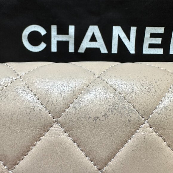 Chanel Boy Flap Bag Quilted Lambskin - Picture 12 of 15